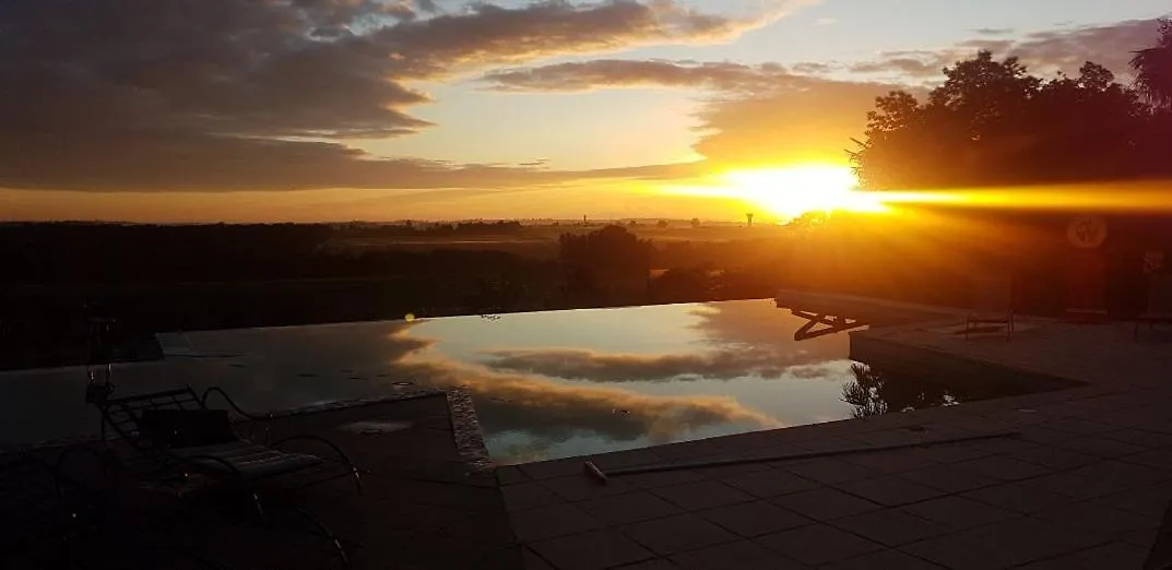 Domaine Le Coteau De Mengaud Bed & Breakfast Dremil-Lafage