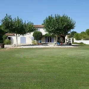 Au Calme , Saint-Martin-de-Crau France