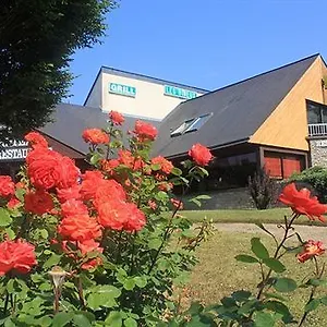 Logis Les Dineux Village 3*, Trémeur France